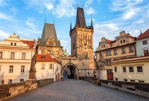 10 Best Things to Do for Couples in Prague